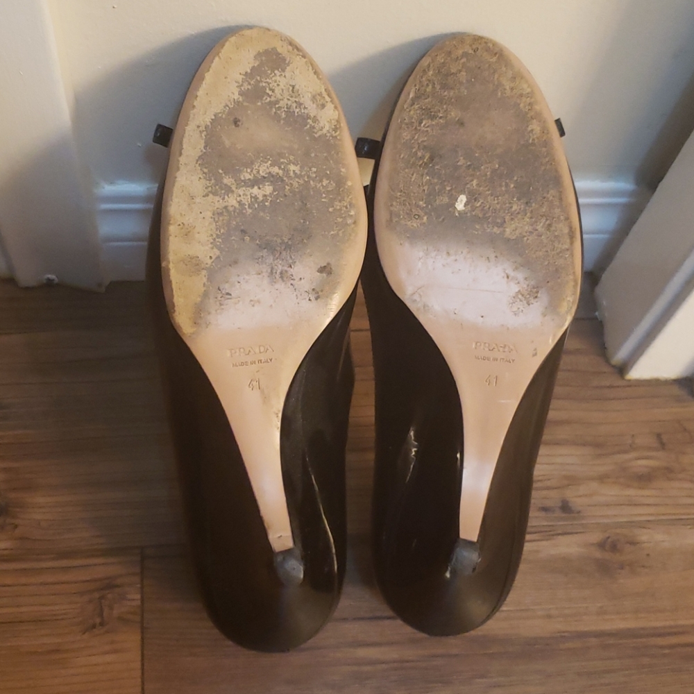 Prada heels - Picture 3 of 3